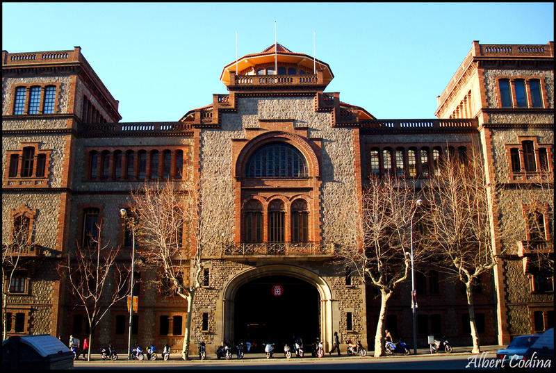 Escuela Industrial de Barcelona ubicada en la calle Urgell de Barcelona