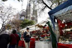 mercado navidad sagrada familia barcelona